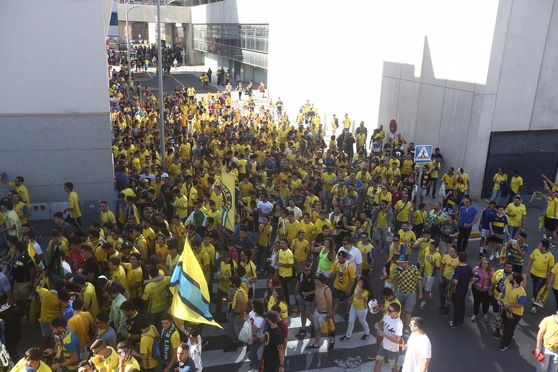 Así fue la bienvenida al Cádiz
