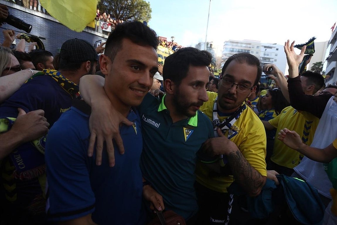 Así fue la bienvenida al Cádiz