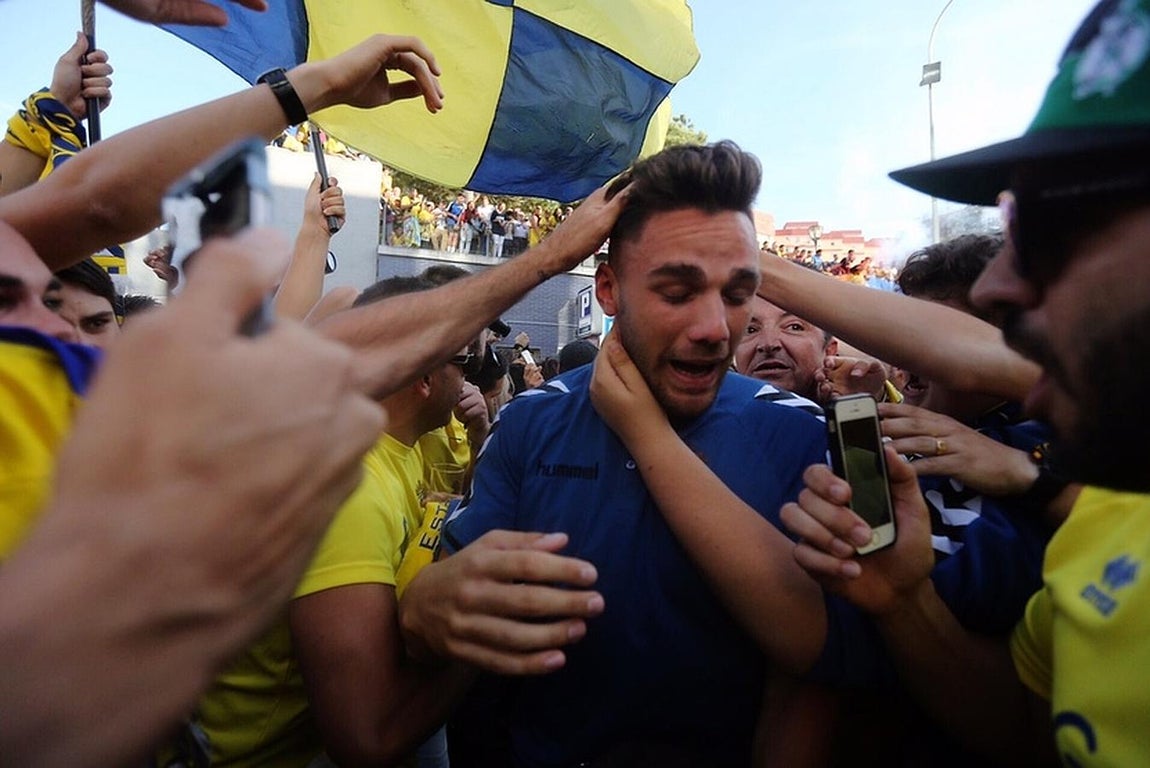 Así fue la bienvenida al Cádiz