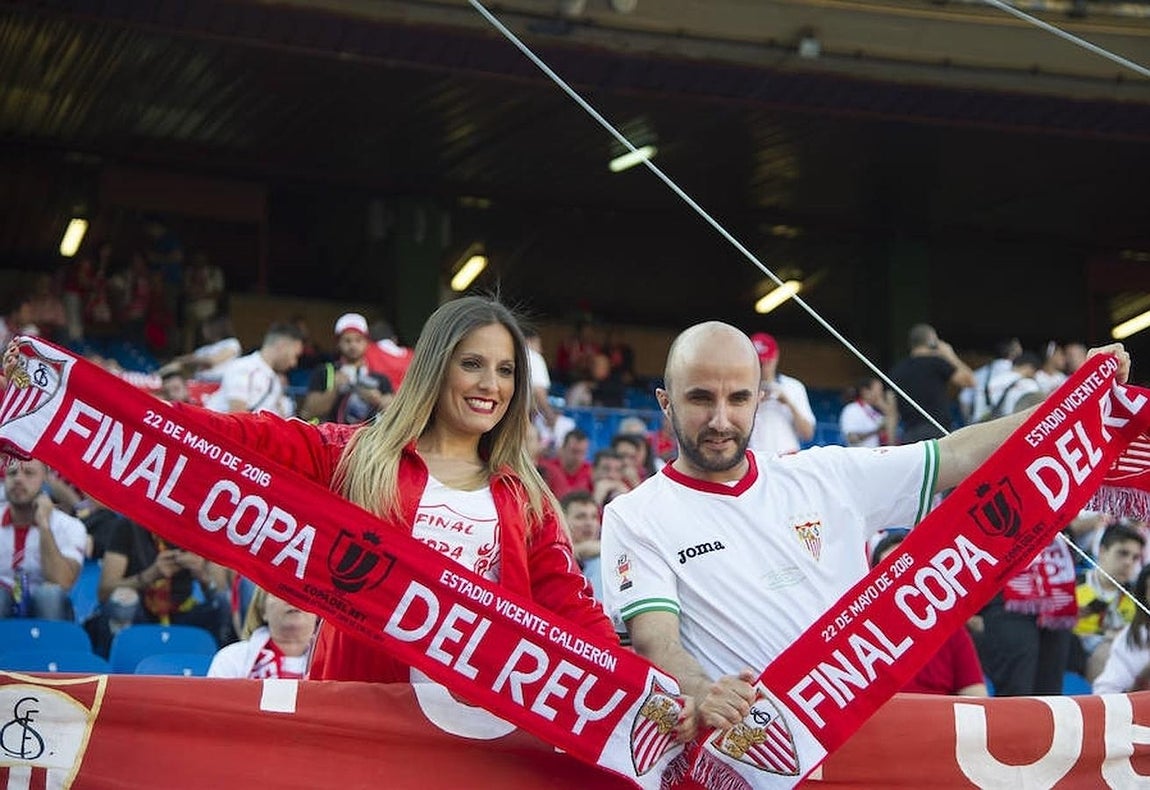 En imágenes: la afición se vuelca con sus equipos en la final de la Copa del Rey