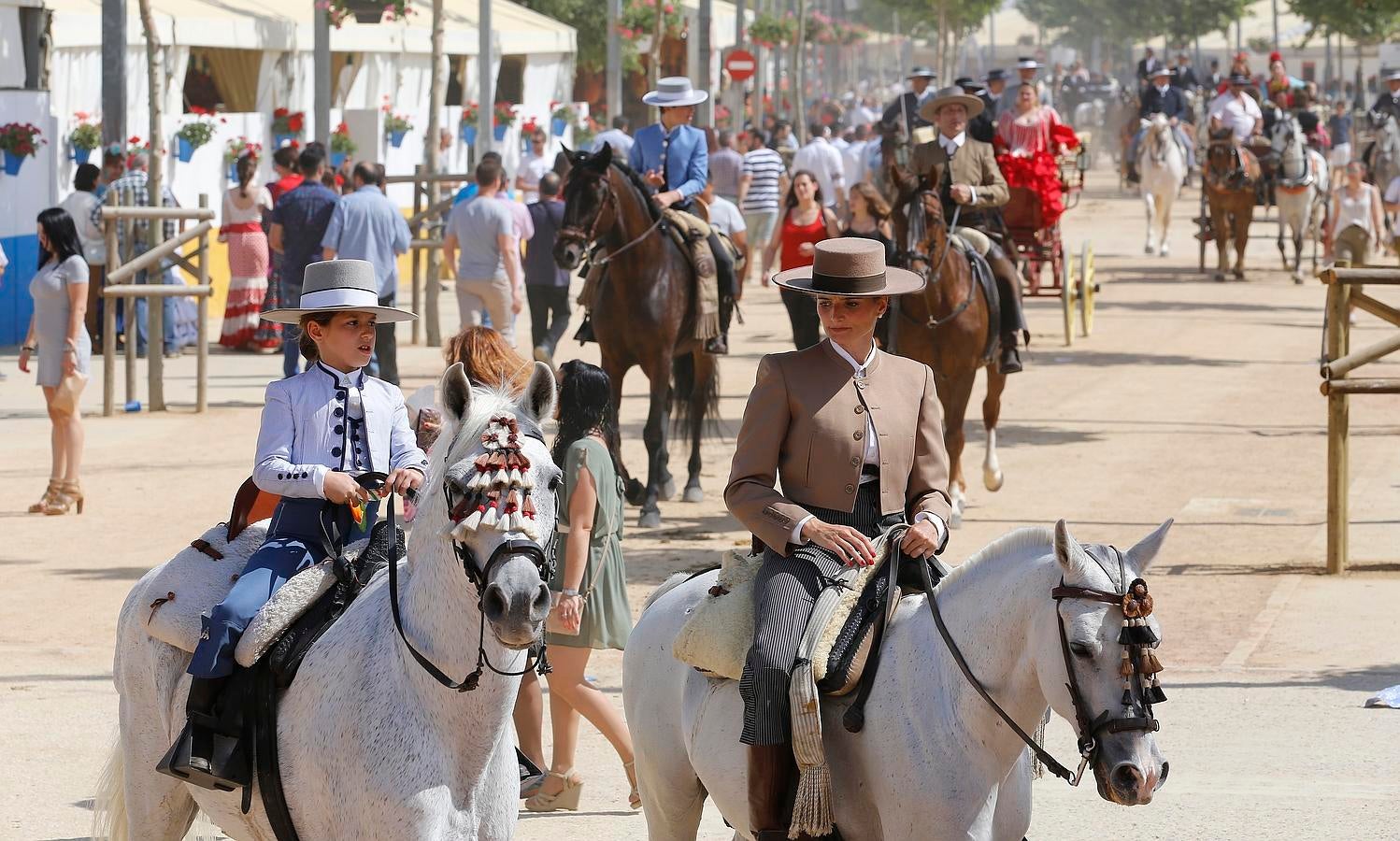 La Feria de Córdoba desde la grupa de un caballo