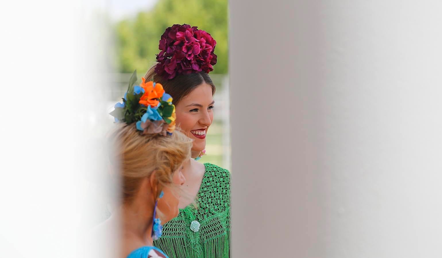 En imágenes, un jueves de Feria de sonrisas brillantes