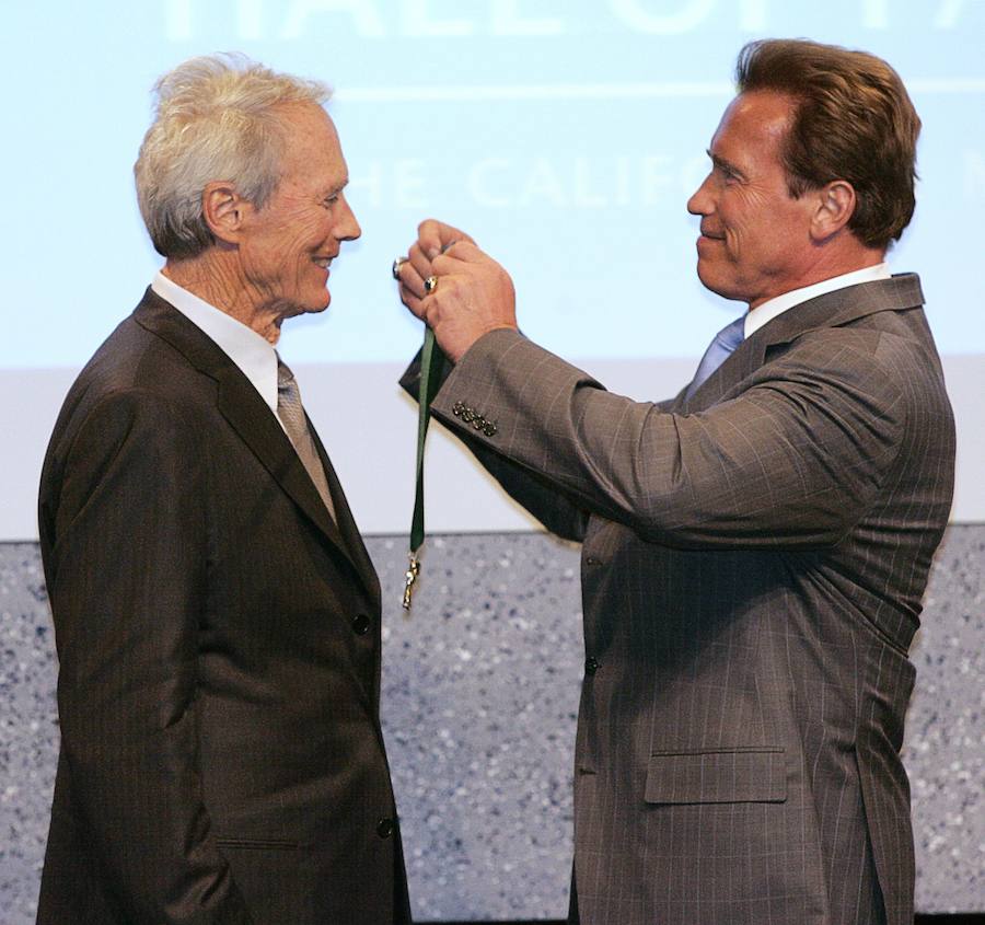 Junto a Arnold Schwarzenegger