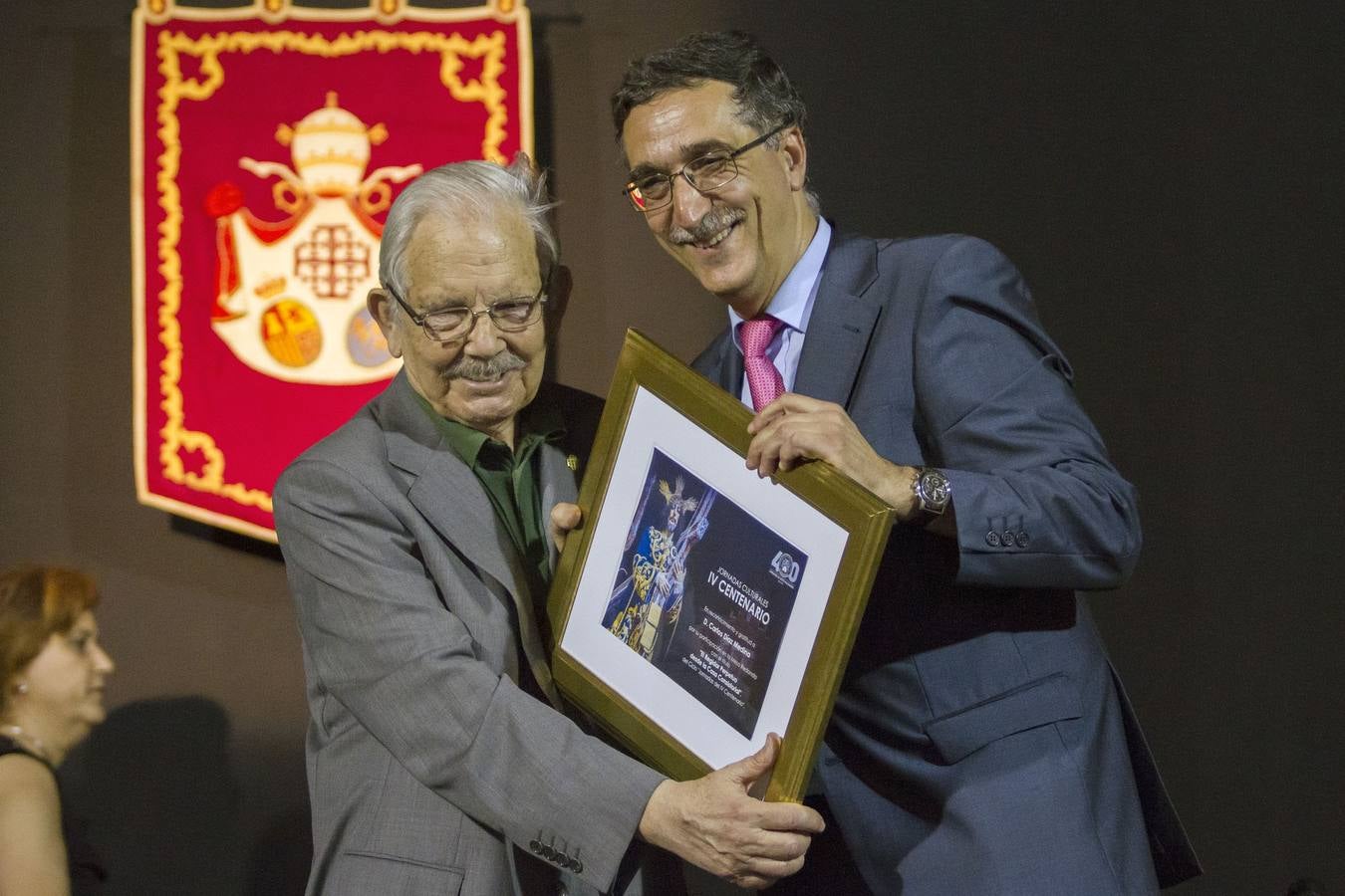 Los alcaldes de Cádiz de la democracia, con el Regidor Perpetuo