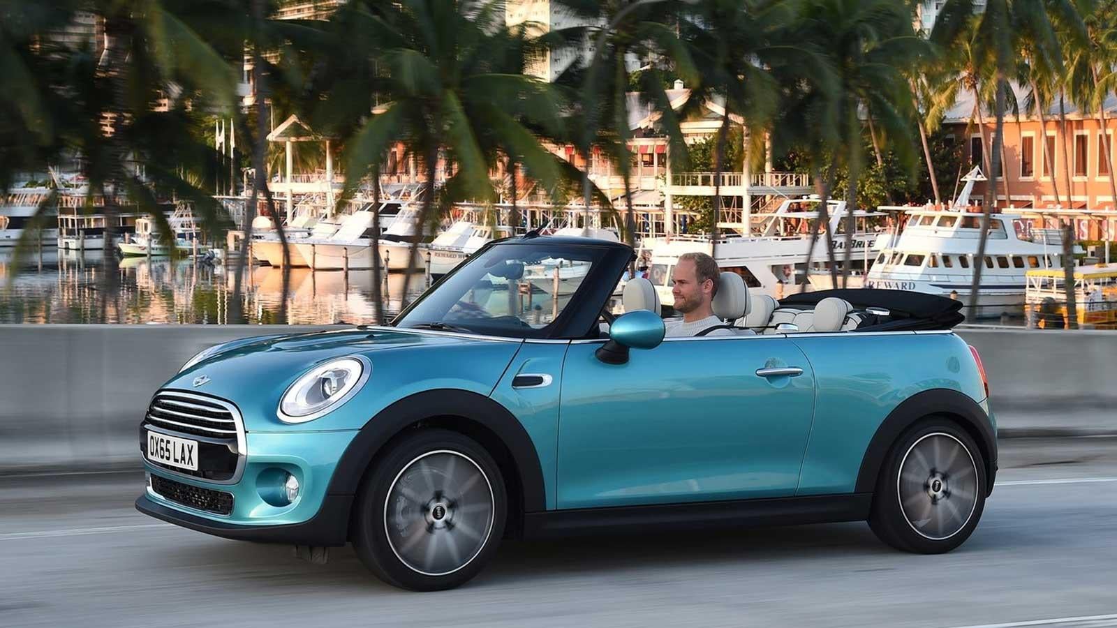 Rápido y ratonero, fiel a la saga MINI. Así es el nuevo Cabrio