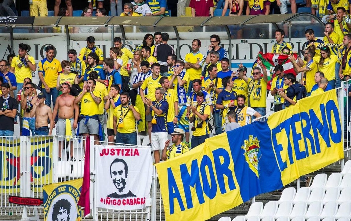 Las imágenes del partido Racing-Cádiz CF