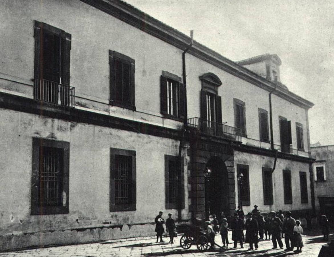 Vista exterior de la fábrica de Torre Anunnziata a principios del XX. 