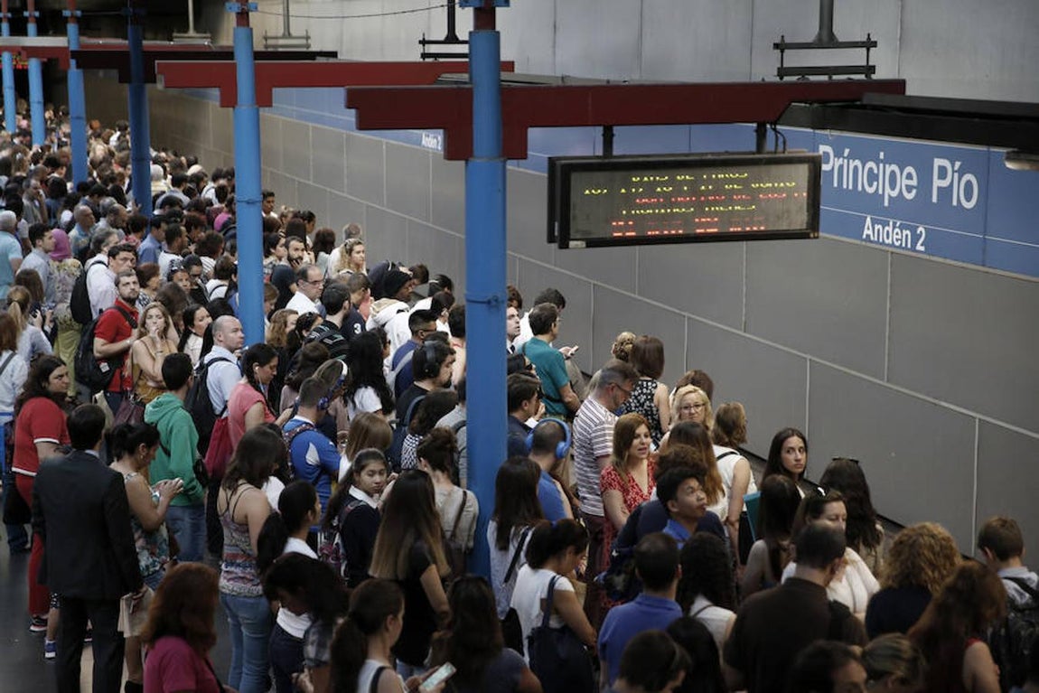 5. Andén de la estación de Príncipe Pío esta mañana