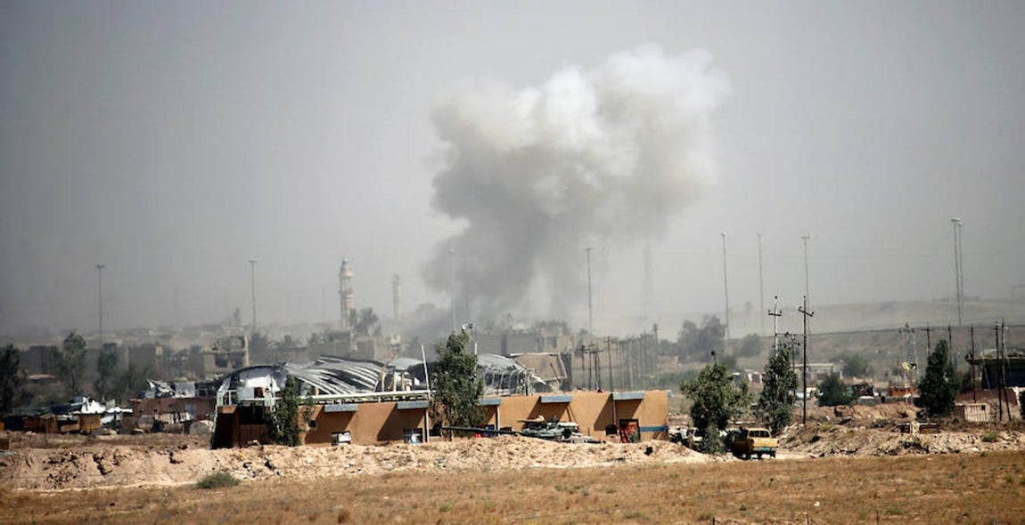 01. El Ejército iraquí liberó hoy del control del grupo terrorista Daesh el edificio de la administración local de la ciudad occidental de Faluya