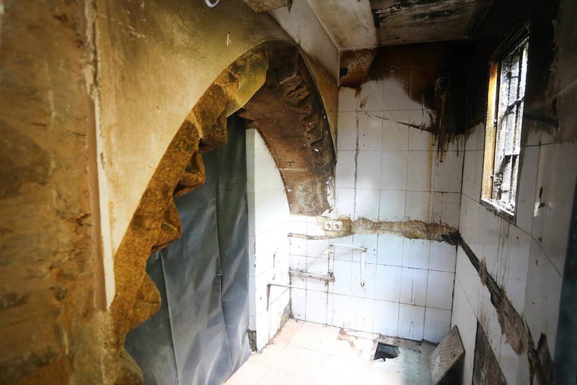 Los arcos conservados permiten medir el antiguo recinto. 