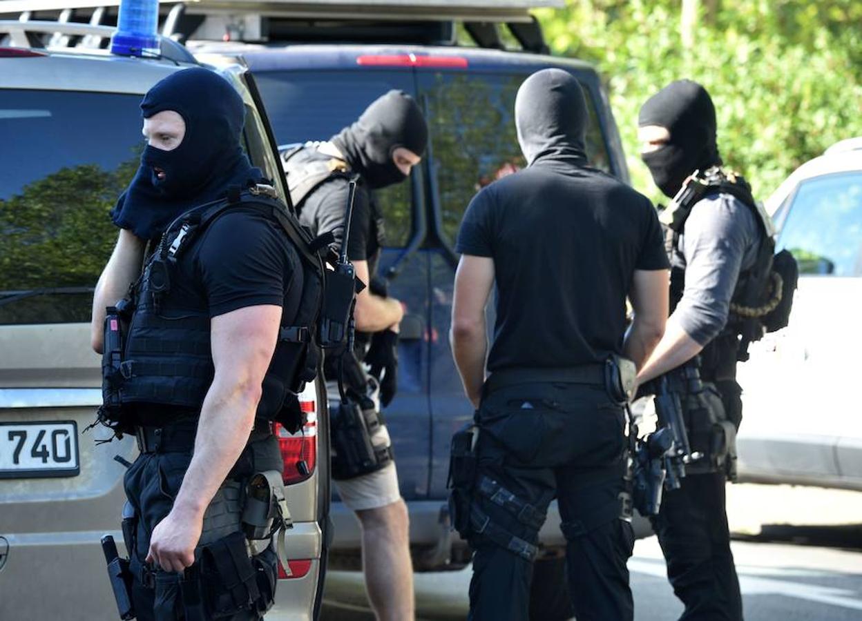 La policía alemana abatió al hombre armado que abrió fuego en un cine de Viernheim. AFP