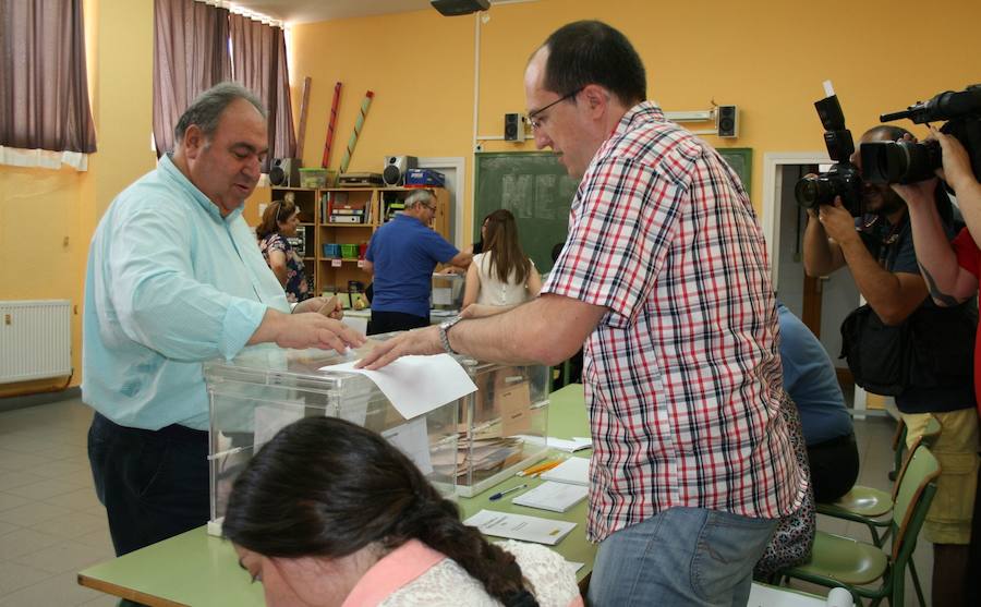 El secretario regional del PP, Vicente Tirado. 