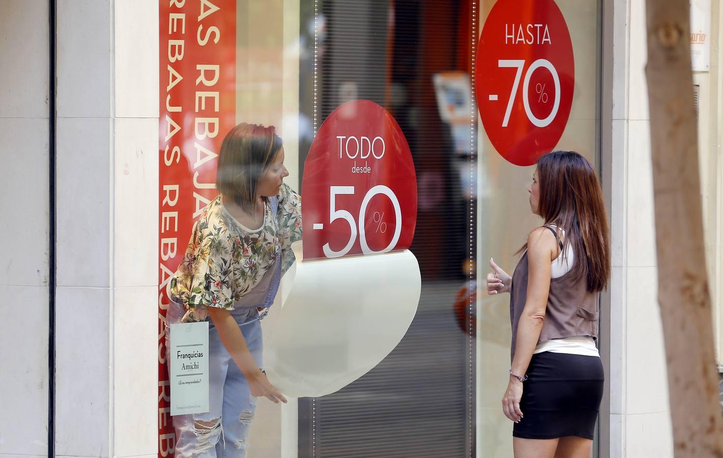 La primera jornada de rebajas, en imágenes