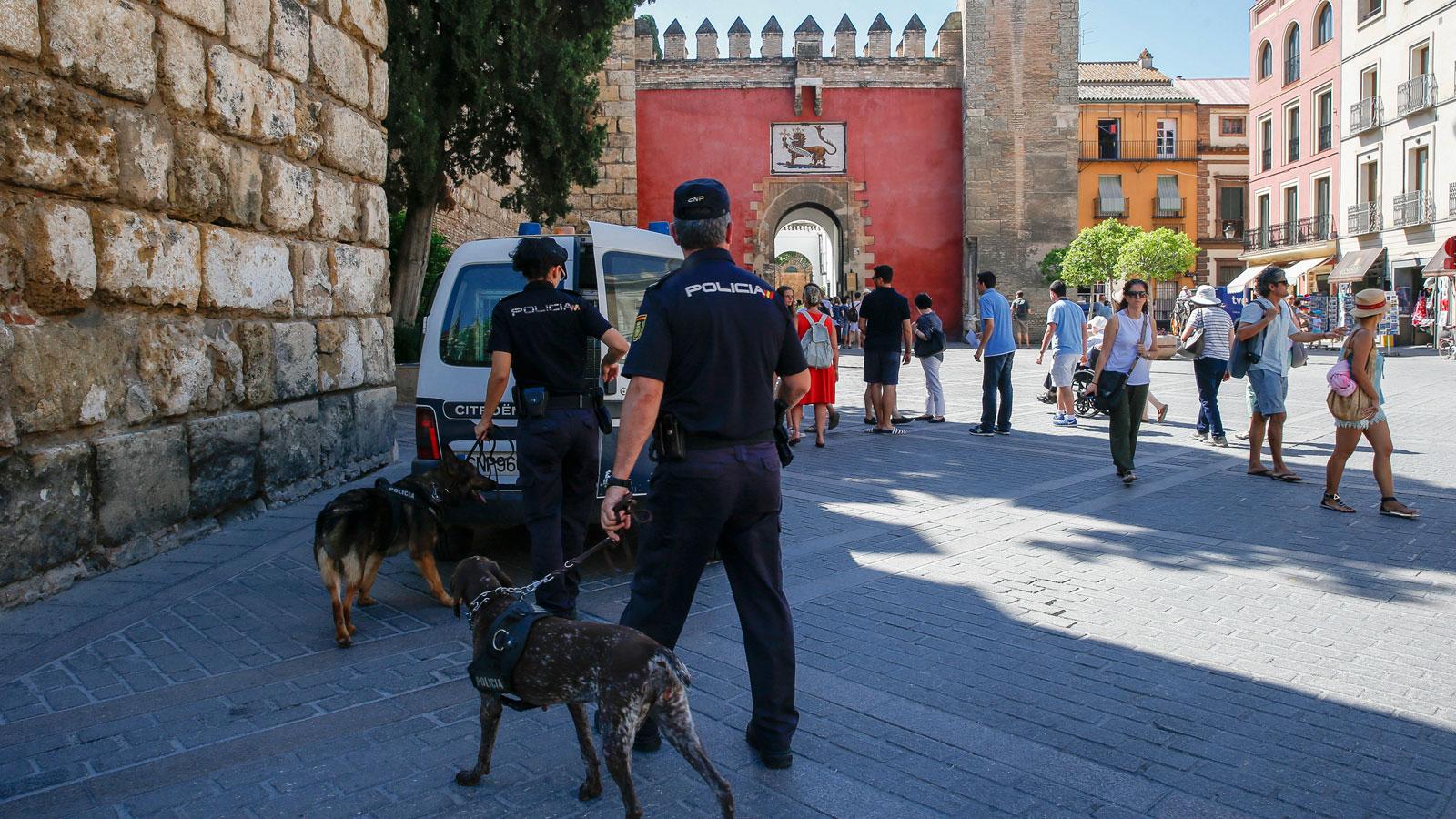 La Policía toma Sevilla ante la llegada de Barack Obama