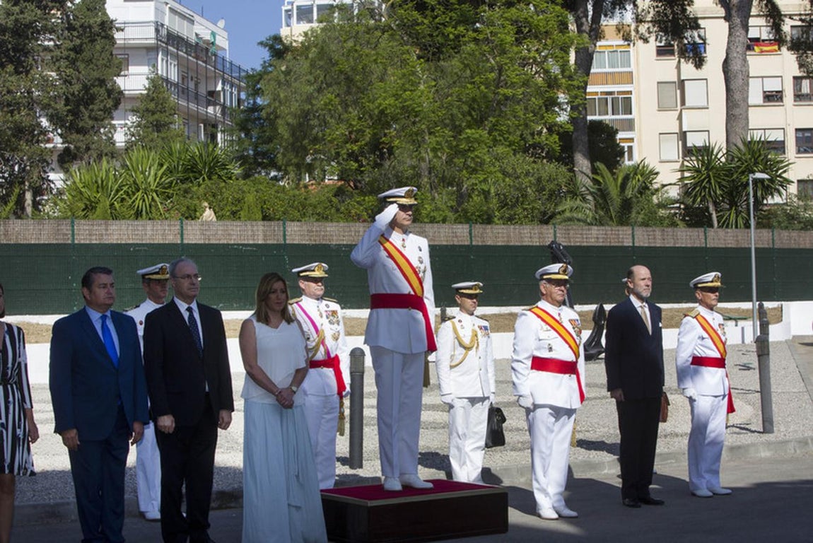 Felipe VI entrega en San Fernando los Reales Despachos