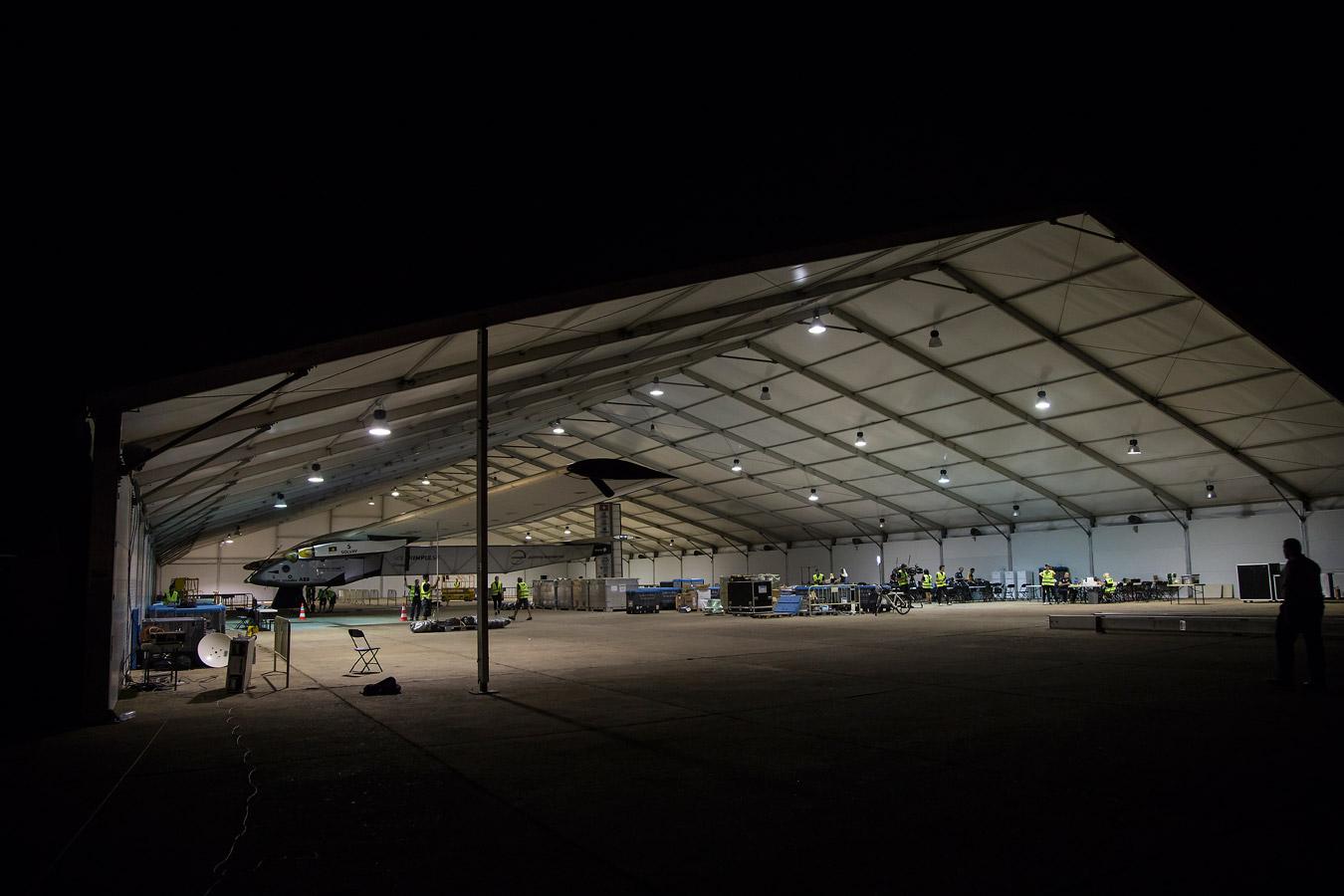 Así ha sido el despegue del Solar Impulse II del aeropuerto de Sevilla