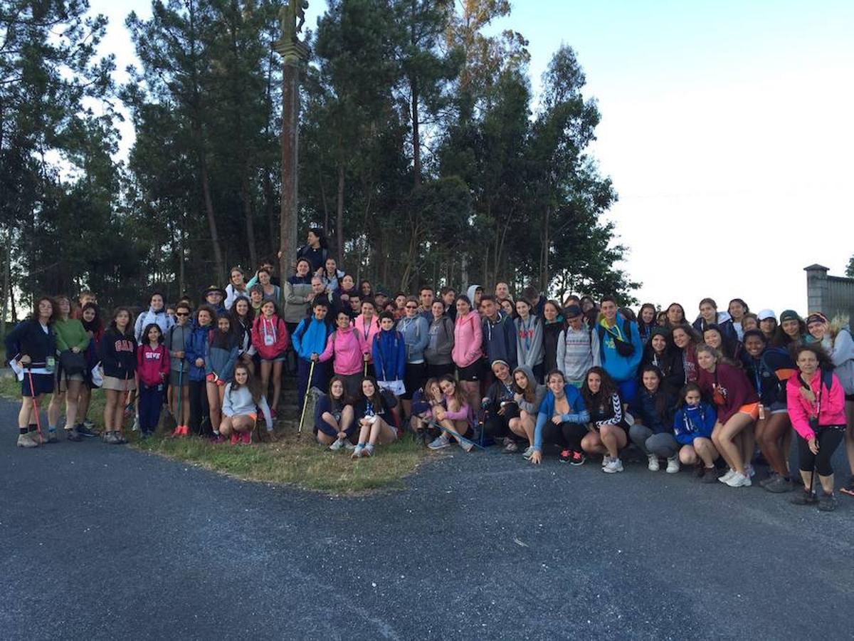 Jóvenes toledanos realizan el Camino de Santiago