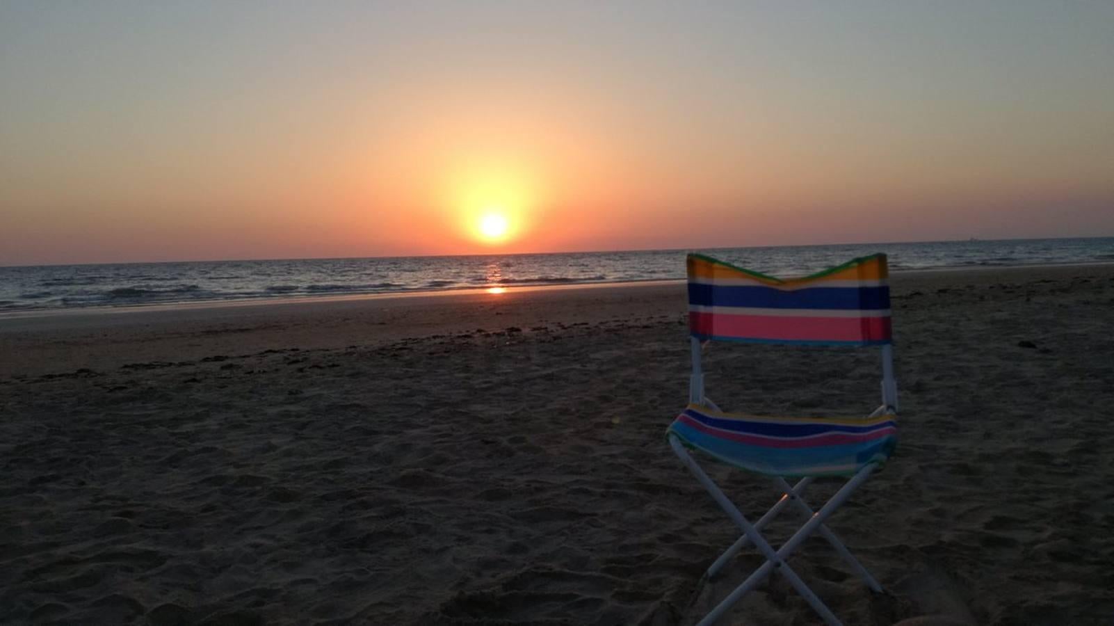 Atardecer en la playa del Camarón, en Chipiona (Cádiz)