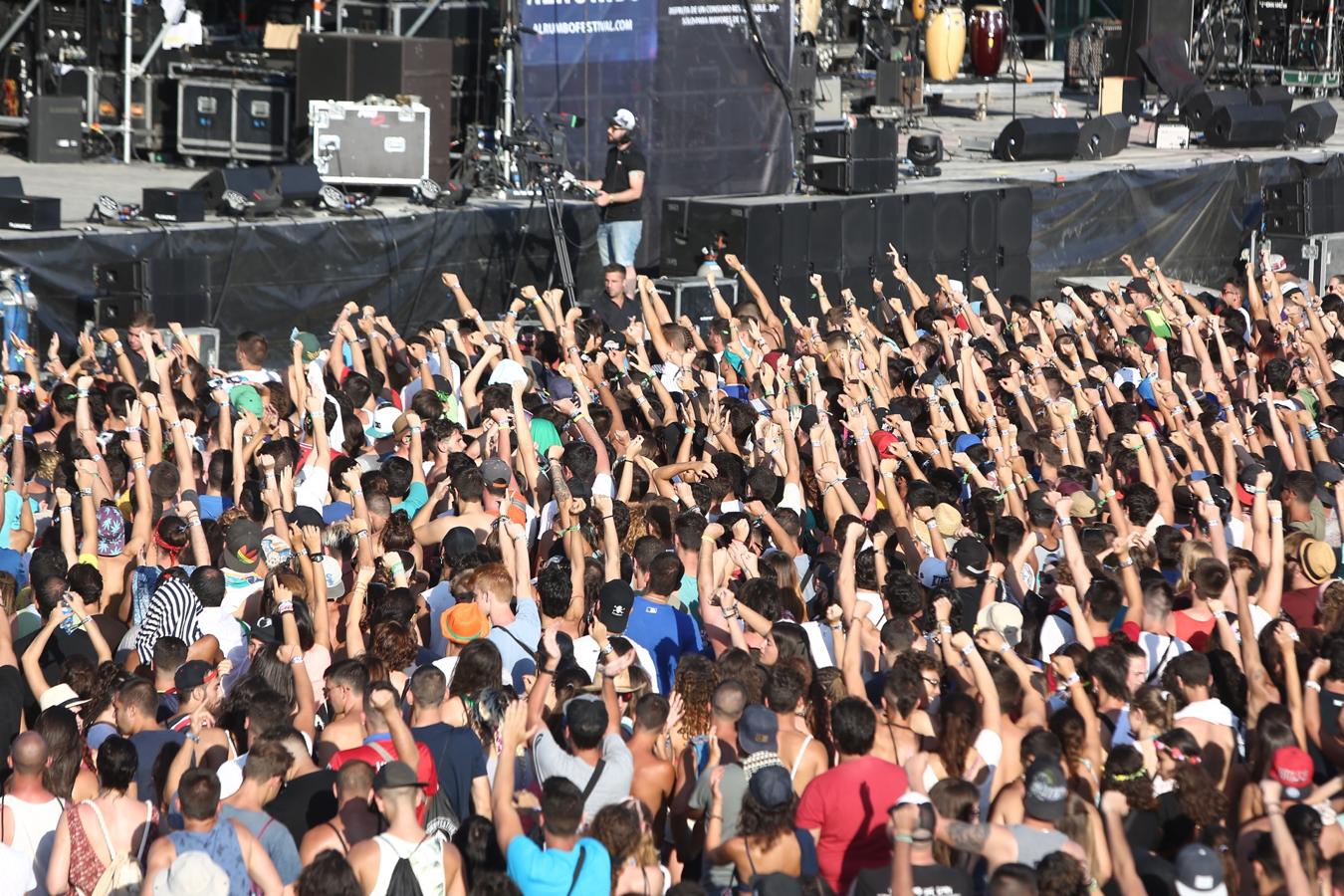 Primer día de Alrumbo Festival en Chipiona, en imágenes