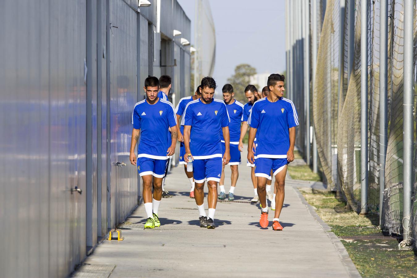 FOTOS: El Cádiz comienza su pretemporada en El Rosal