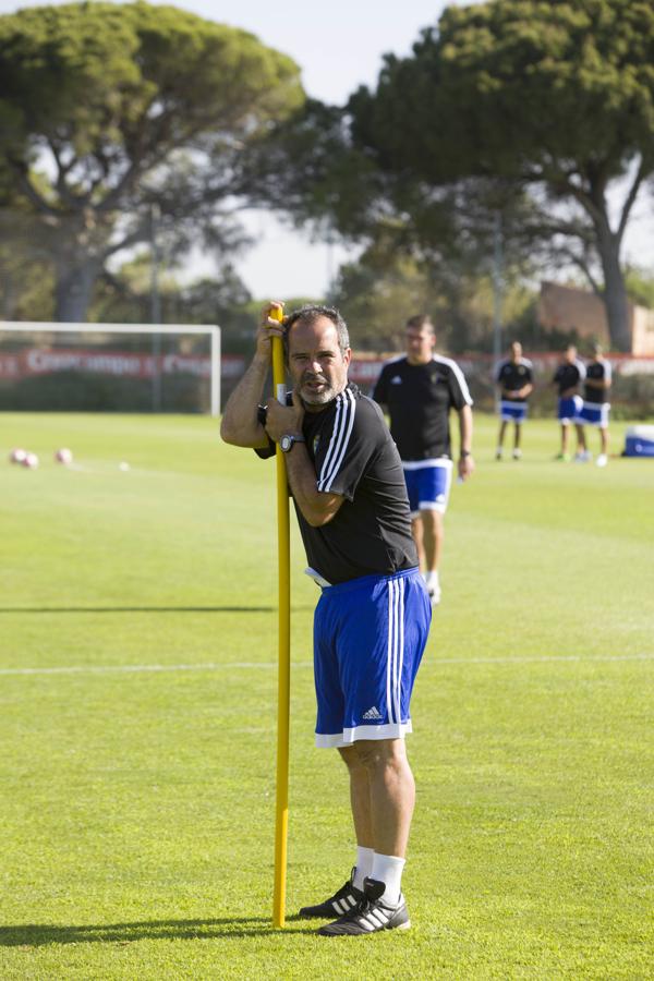 FOTOS: El Cádiz comienza su pretemporada en El Rosal