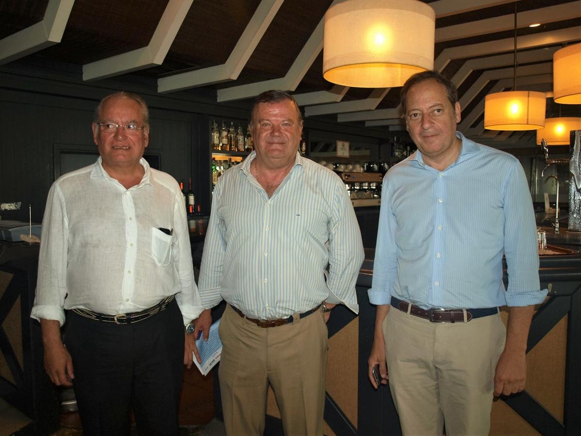 Álvaro Ybarra, José Manuel Bajo y Álvaro Rodríguez- Guitart.