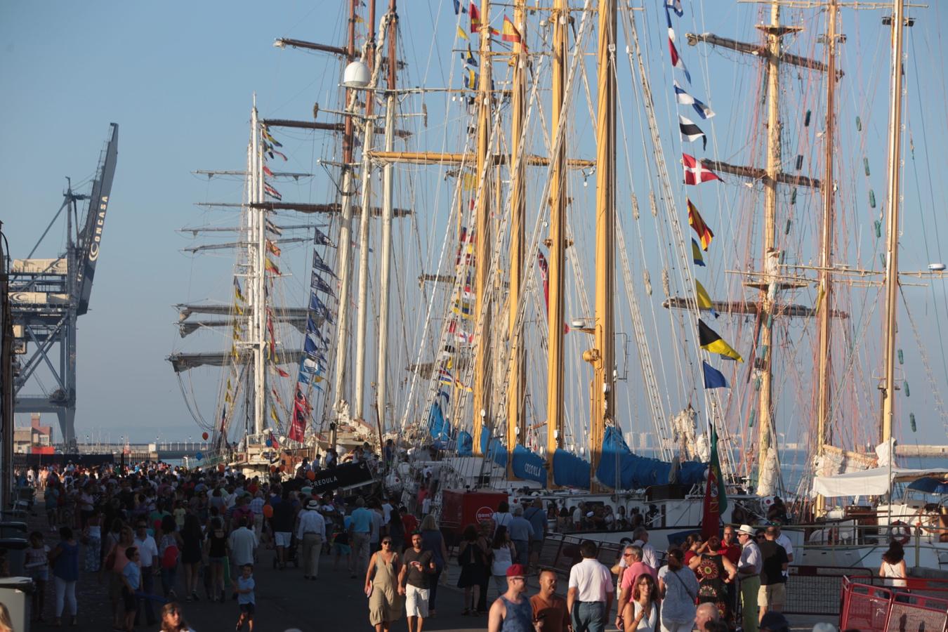 La Regata de Grandes Veleros en el Puerto de Cádiz (II)