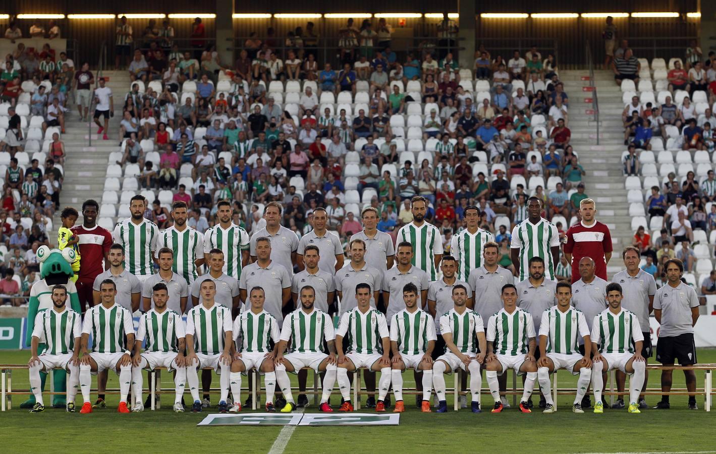 La presentación del Cordoba CF ante su afición en imágenes