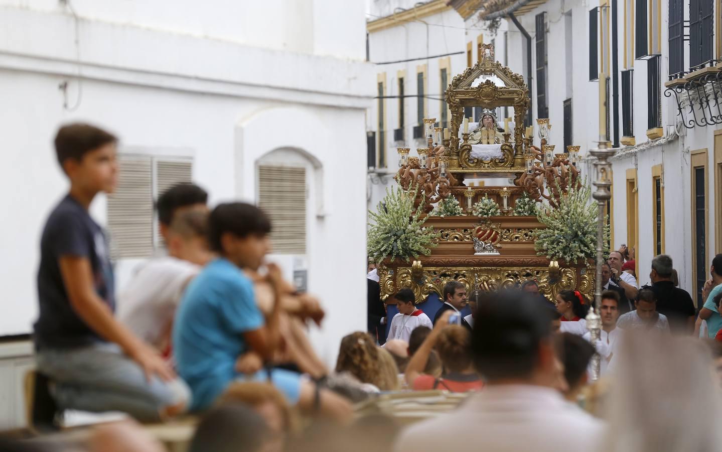 La procesión de la Virgen del Tránsito, en imágenes