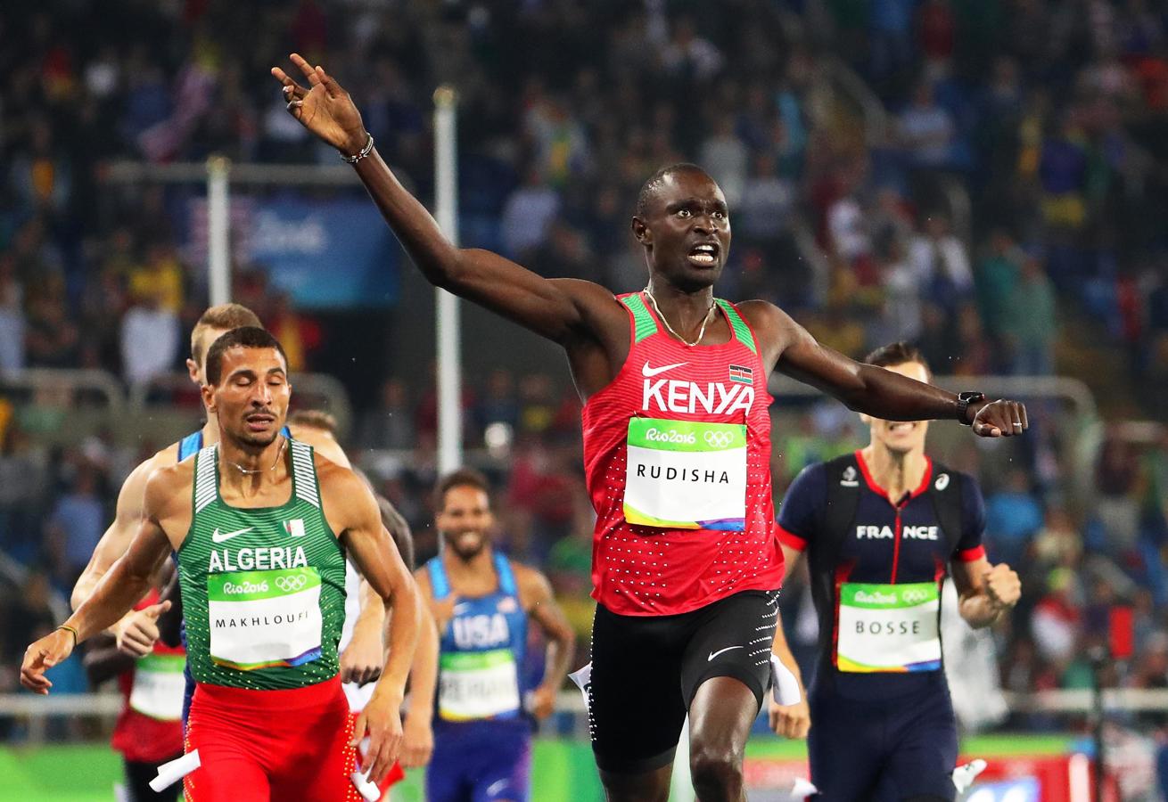 Atletismo. El keniano consiguió imponerse en los últimos 200 metros después de que su compatriota, Alfred Kipketer, rompiera la carrera