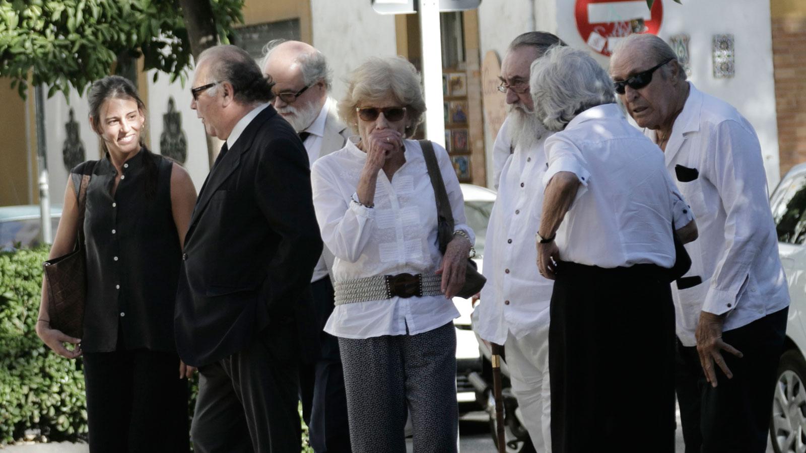 Familia y amigos despiden al duque de Medinaceli en la Casa Pilatos de Sevilla