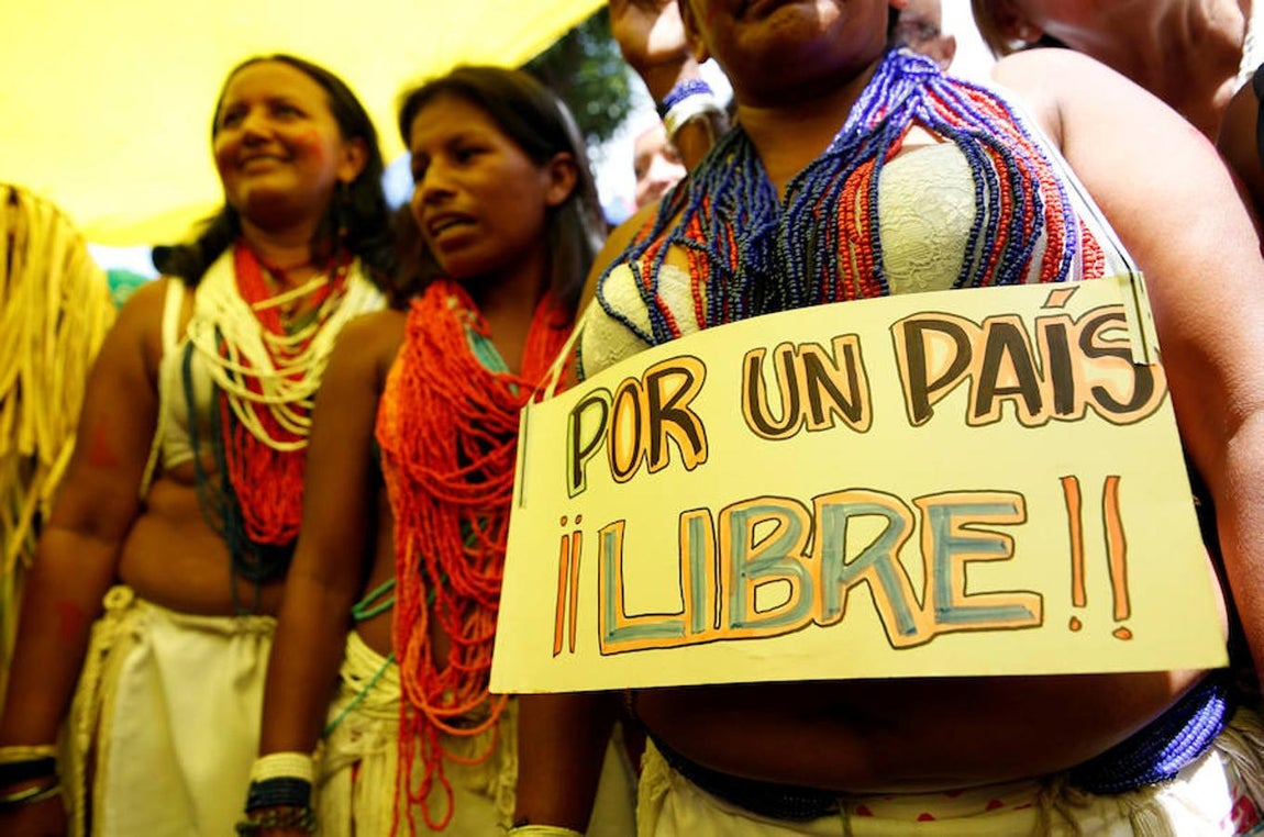 «Por un país libre». 