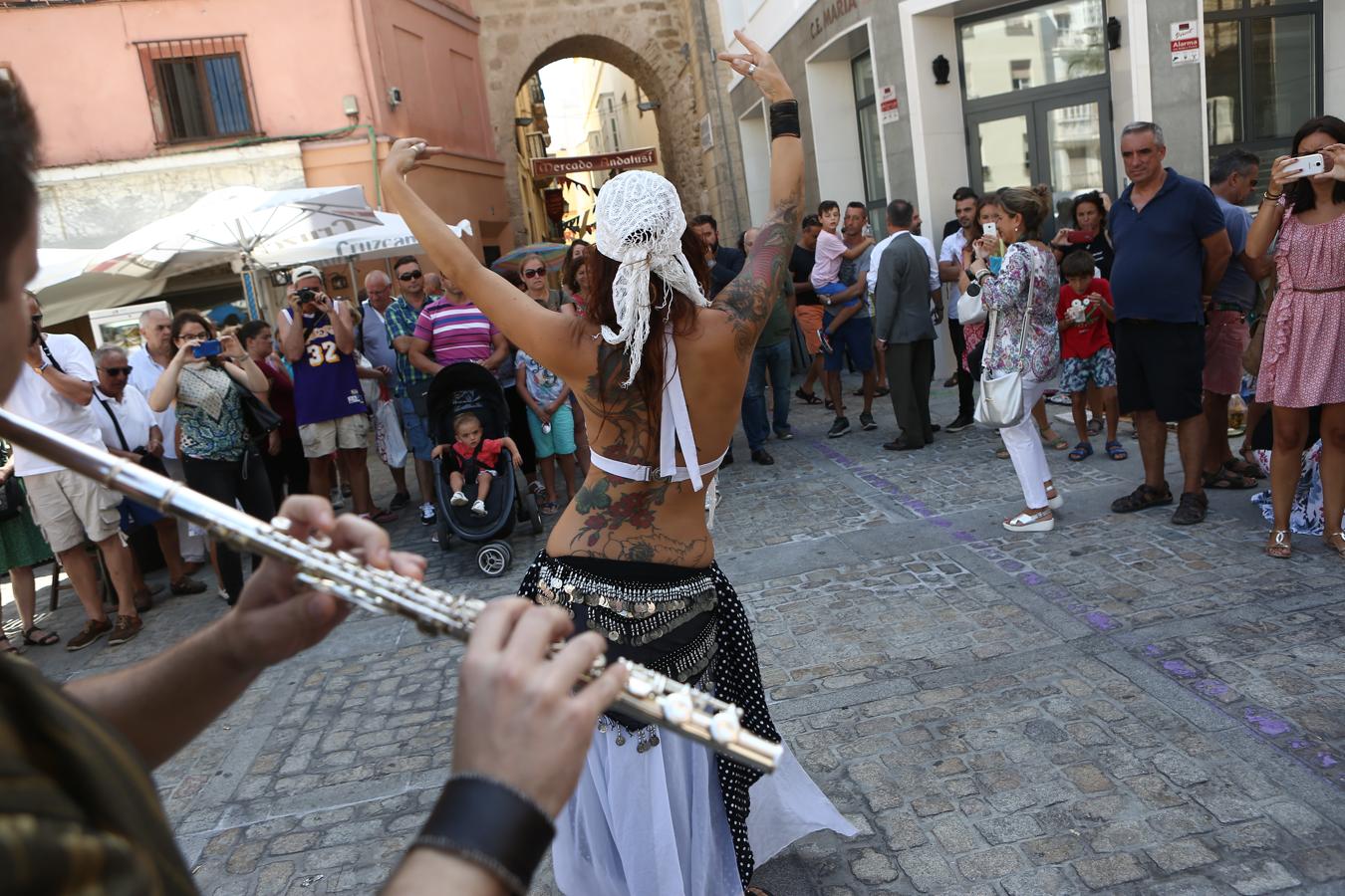 Cádiz se transforma en un gran mercado andalusí, en imágenes