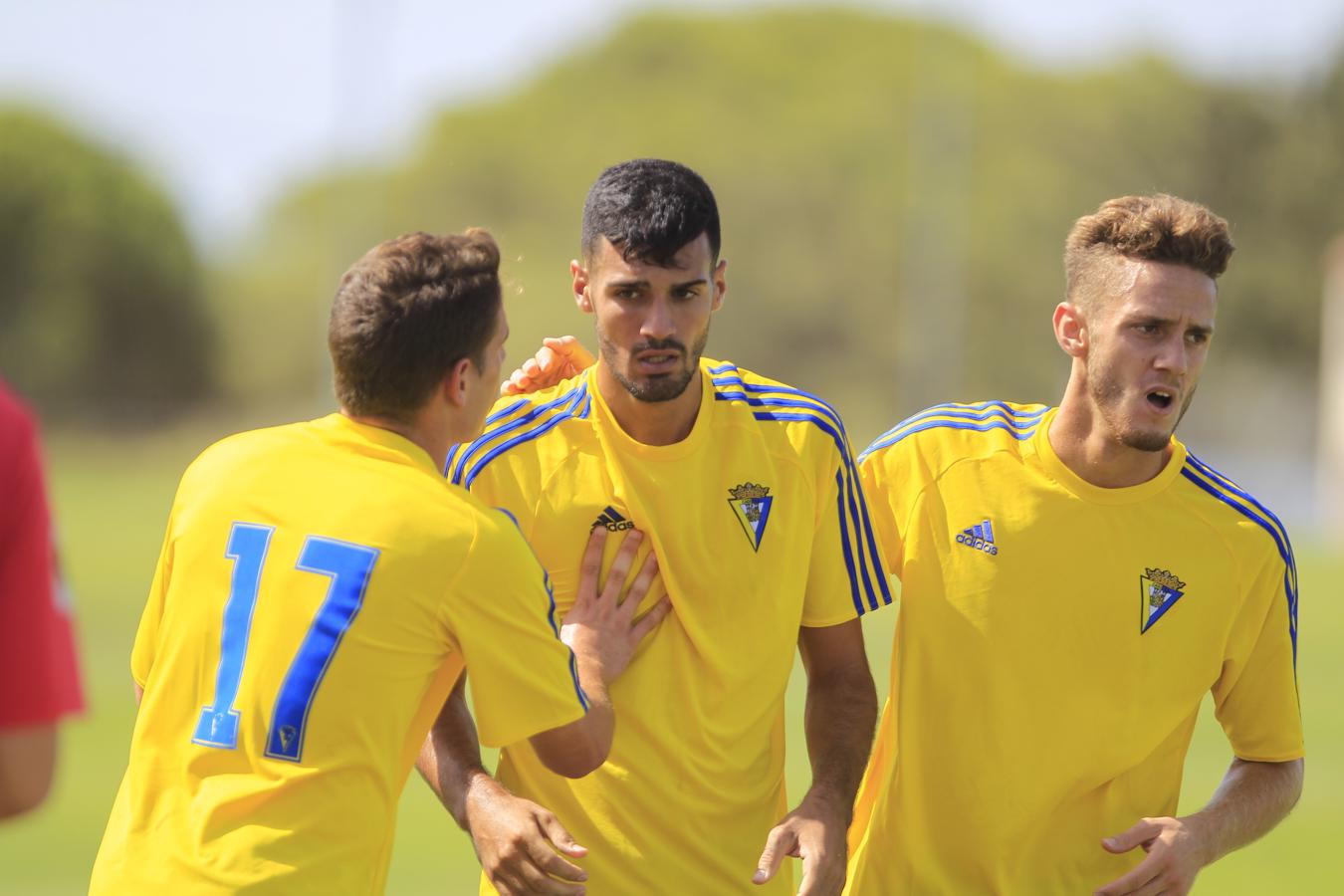 Las imágenes del Cádiz B - Xerez CD (1-0)