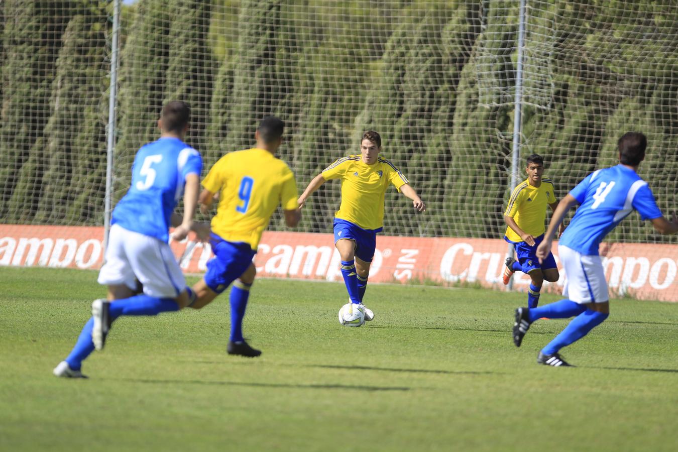 Las imágenes del Cádiz B - Xerez CD (1-0)