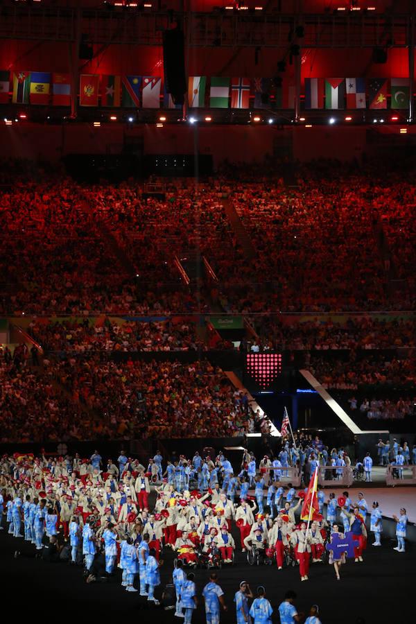 España en el desfile. Nuestra delegación es una de las más numerosas de los Juegos Paralímpicos, tanto a nivel europeo como internacional