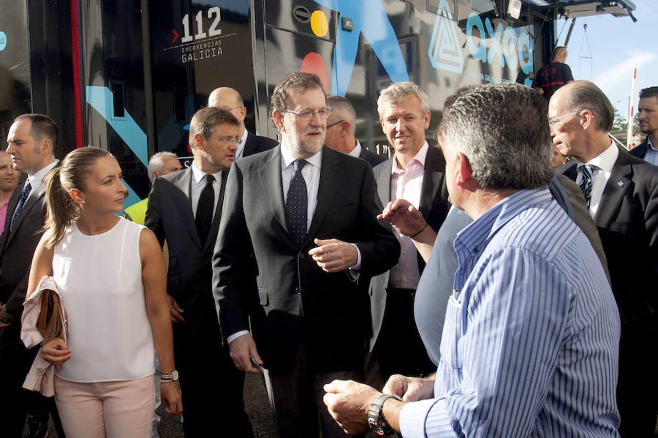 Rajoy se traslada al lugar del siniestro para interesarse por las víctimas 
