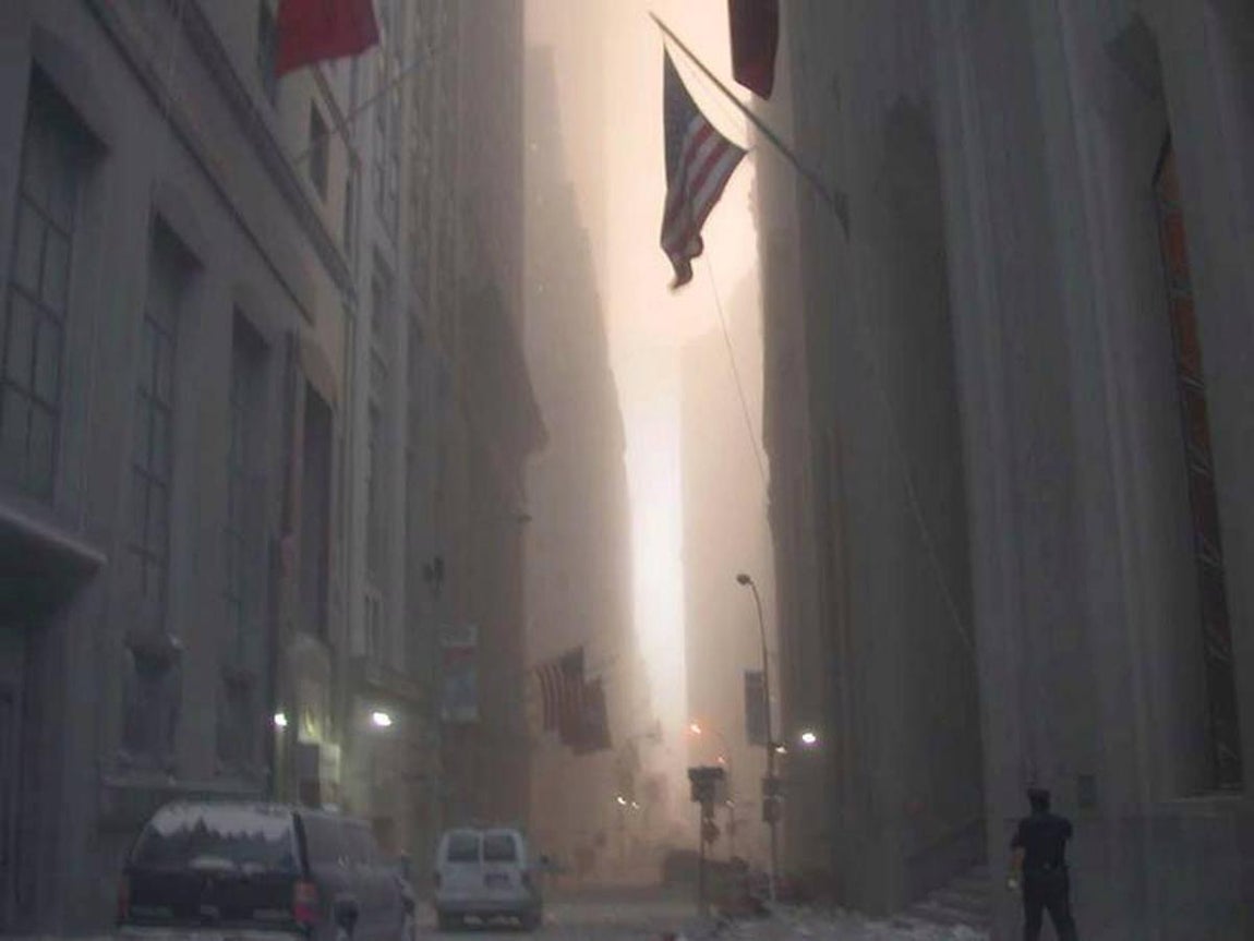 «Estado de excepción» en Manhattan. Ante el peligro existente, las autoridades ordenaron el cierre de todos los túneles y puentes de la isla de Manhattan