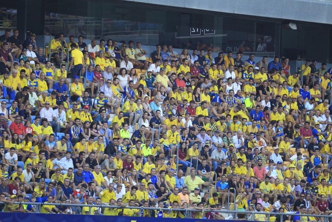 Las imágenes del Cádiz 3 -0 Getafe (II)
