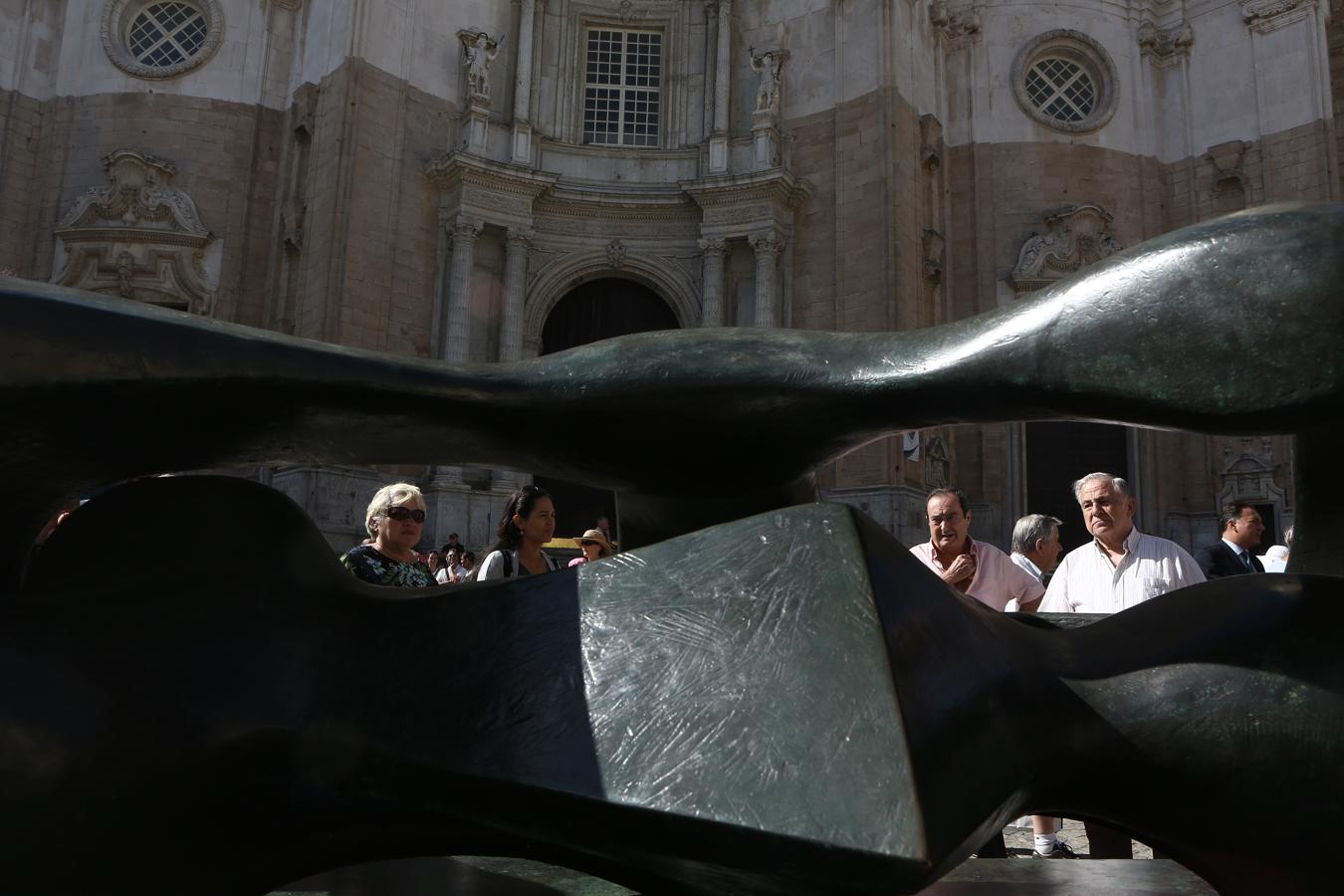 Fotos: Exposición con seis bronces monumentales del escultor Henry Moore