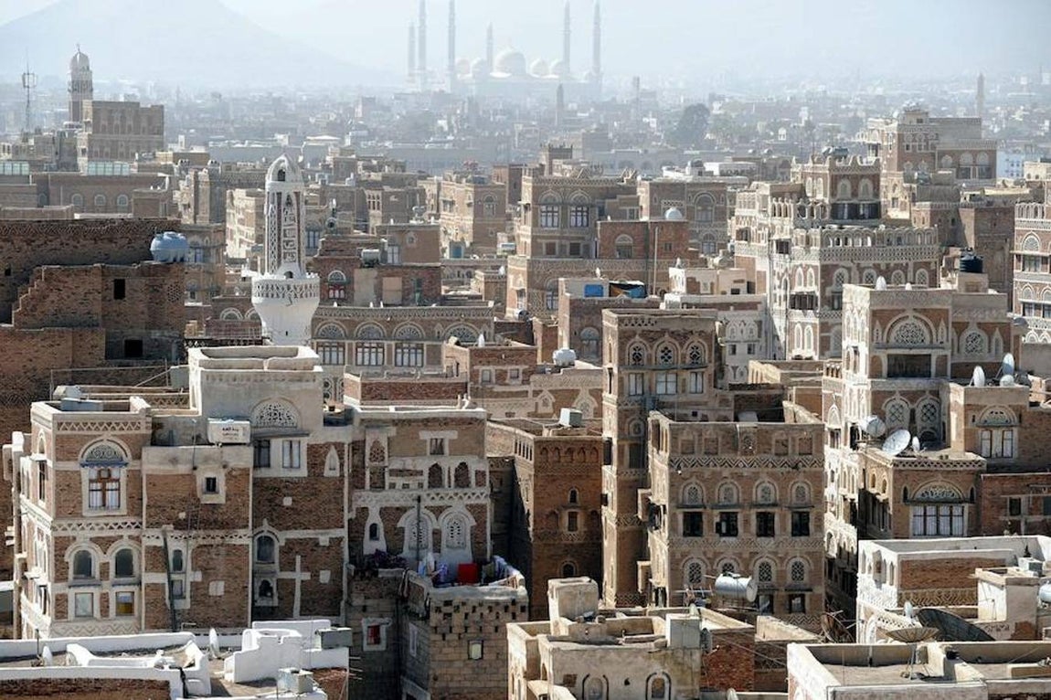 Un «museo al aire libre». Las fachadas de la ciudad cuentan con ricos y diversos elementos como arcos, frisos, arabescos, o lacerías