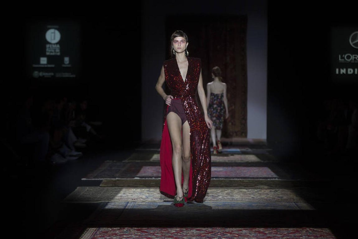 MBFWM 2017: Lo mejor del desfile de Ana Locking