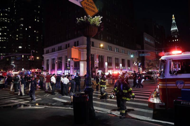 La Policía investiga la autoría de la explosión que causó 29 heridos en el barrio de Chelsea poco antes de la llegada de los líderes mundiales