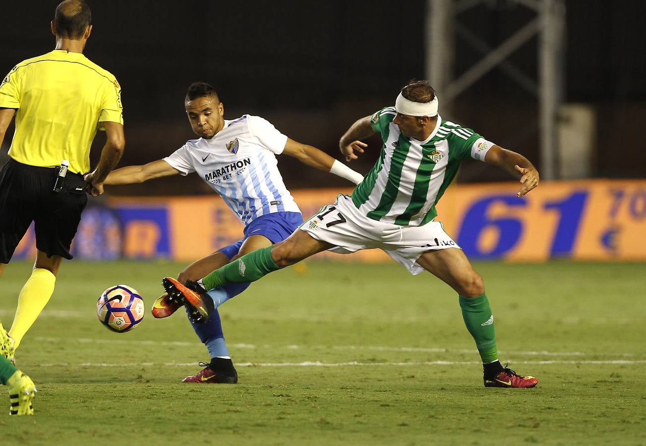 La victoria del Betis ante el Málaga, en imágenes