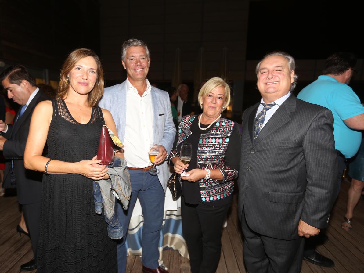 La directora de Radio Cádiz, Lourdes Acosta, Guillermo Taboada, María José Muñoz y Juan Carlos Borrell