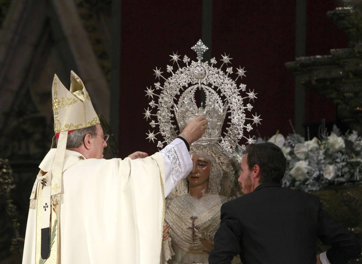 Emotivo Pontifical para la coronación en la Catedral