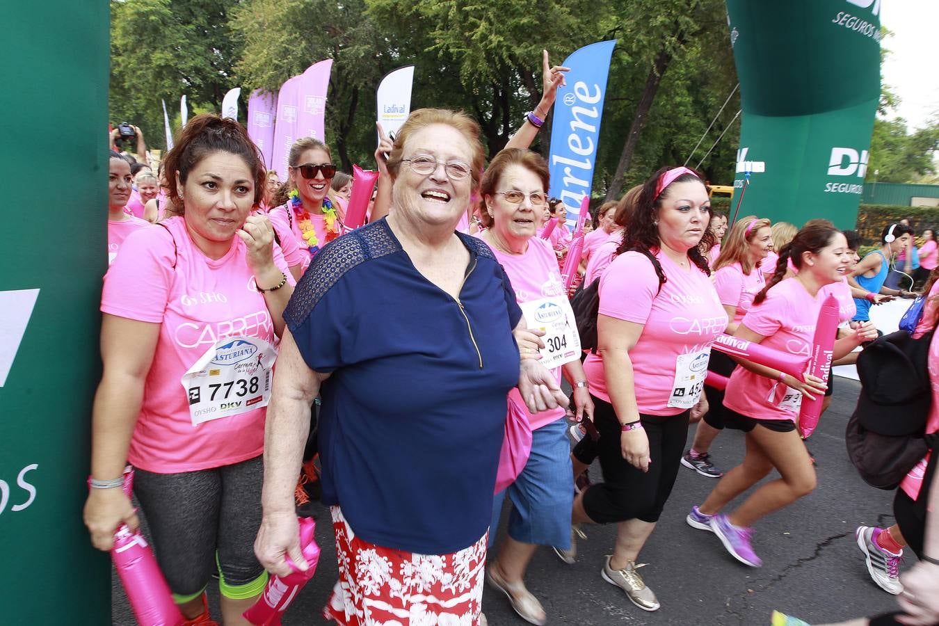 Doce mil corredoras baten récord de participación en la prueba sevillana