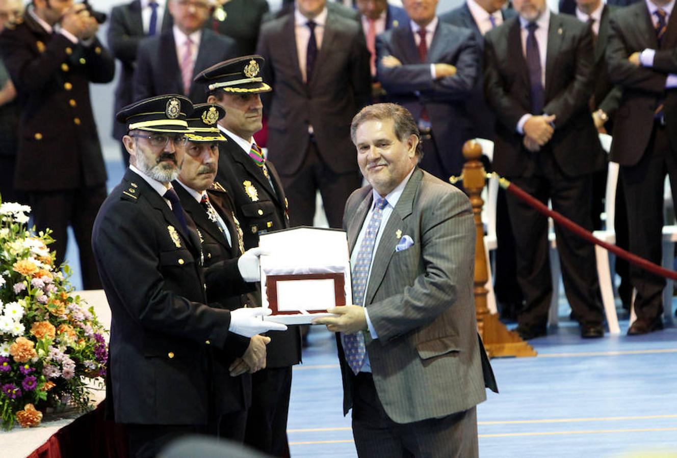 Acto institucional del día de la Policía