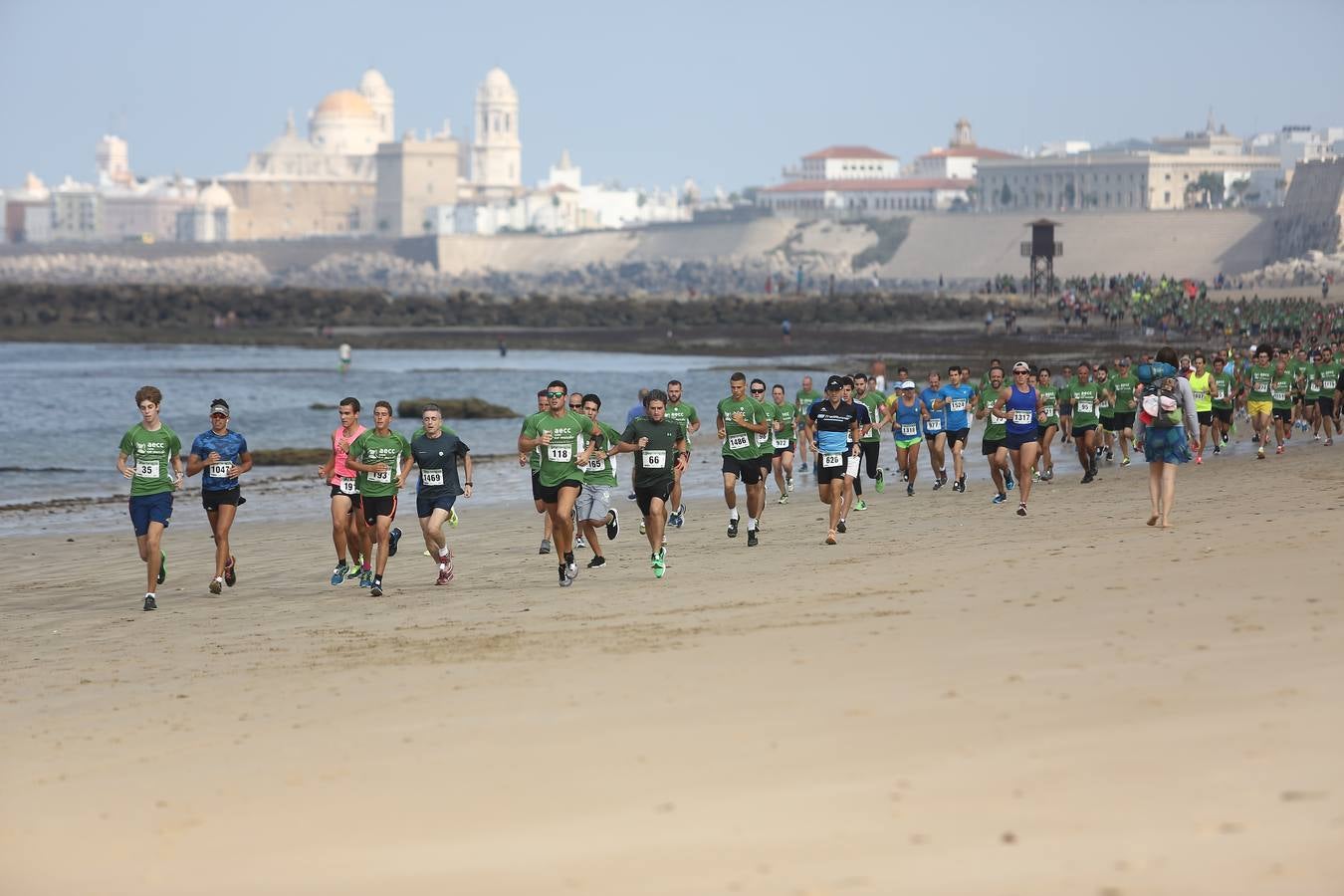 Carrera contra el Cáncer celebrada en Cádiz