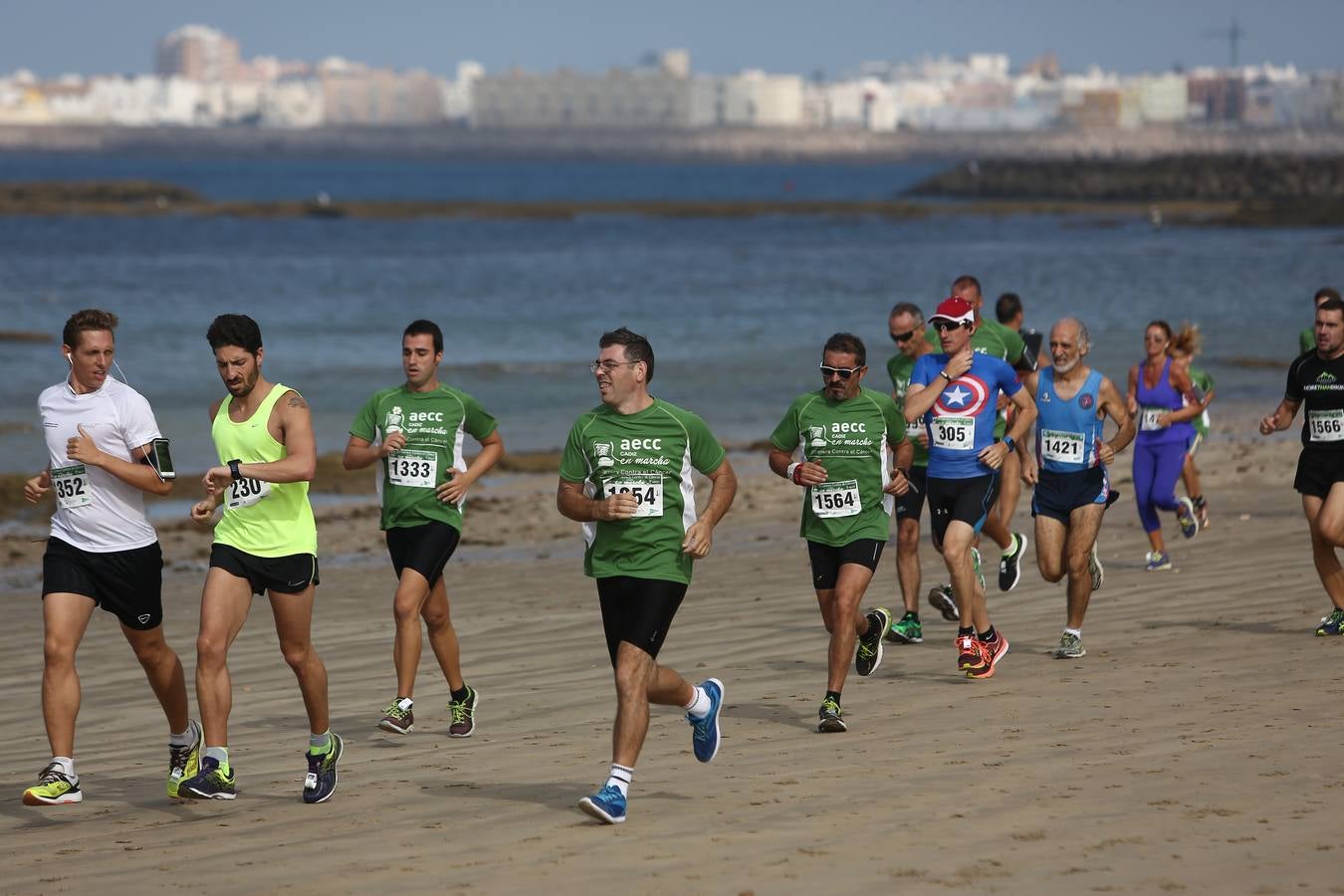 Carrera contra el Cáncer celebrada en Cádiz